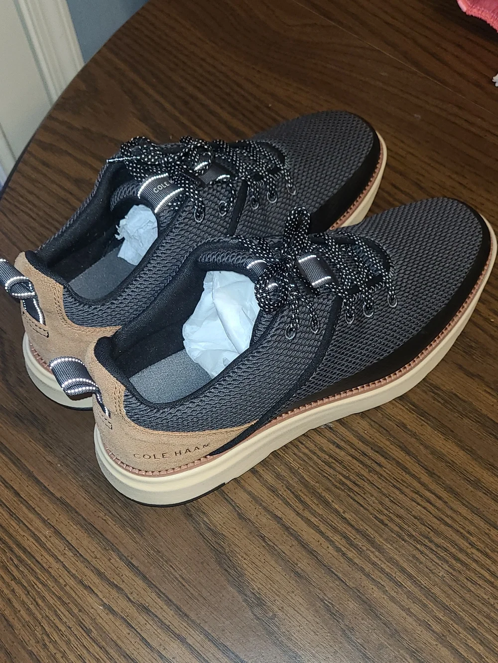 Cole Haan Black and Tan Mesh Derby Sneakers Mens Size 10 M